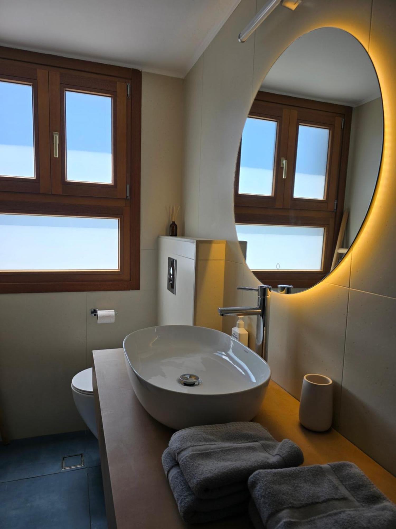All Season Lovely Seafront Cottage 基萨莫斯 外观 照片
